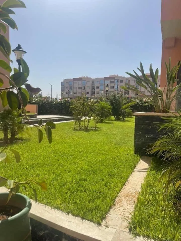 Апартаменты Confortable Appartement Deux Chambres Residence Privee Avec Piscine Марракеш